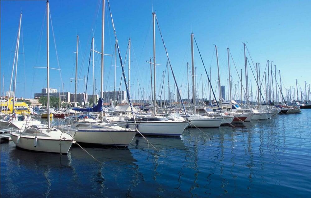 Ibis Toulon La Seyne Sur Mer Dış mekan fotoğraf