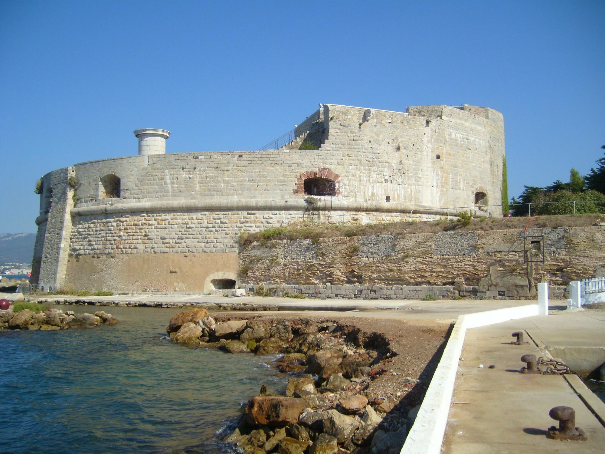 Ibis Toulon La Seyne Sur Mer Dış mekan fotoğraf