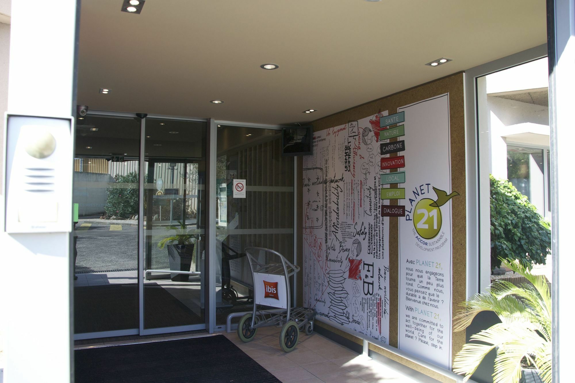 Ibis Toulon La Seyne Sur Mer Dış mekan fotoğraf
